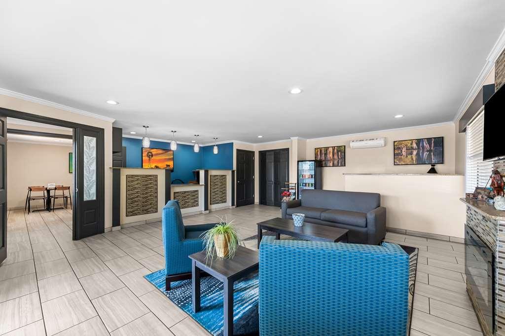 Best Western Delhi Inn Інтер'єр фото